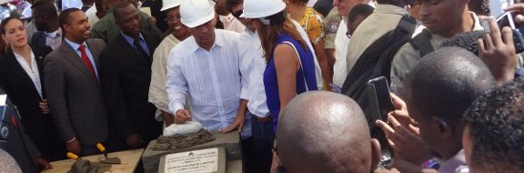  Haïti : Pose de la première pierre de l’Aéroport des Cayes