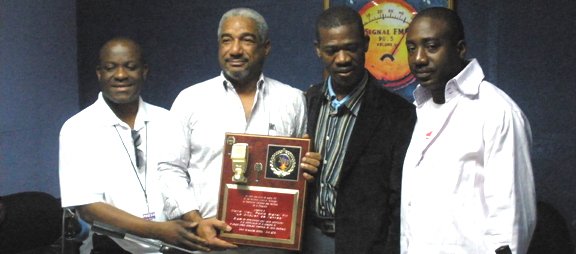  Nouvelle distinction pour Radio Signal FM à l’occasion de la journée de la diaspora ce samedi 20 avril 2013