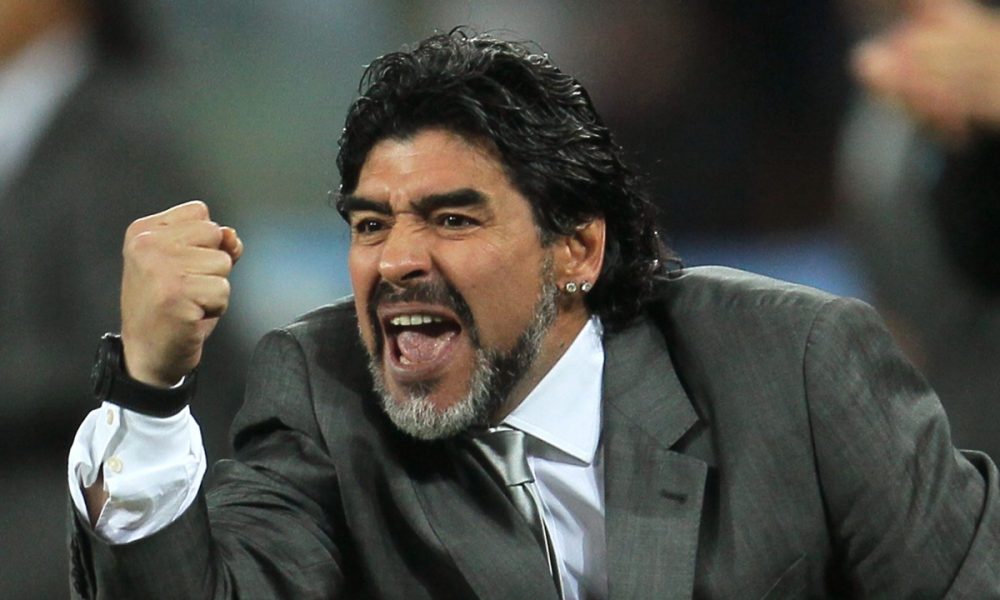  Maradona monte au créneau pour Lionel Messi