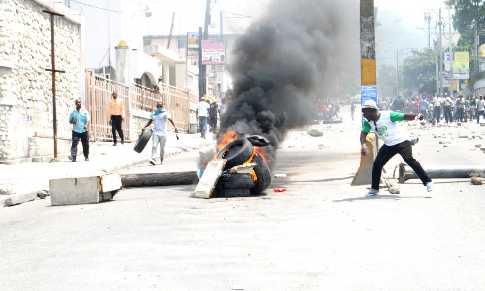  Haïti-politique: violente manifestation contre le budget